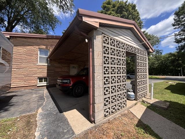 2353 Ridge Road Property Photo 12
