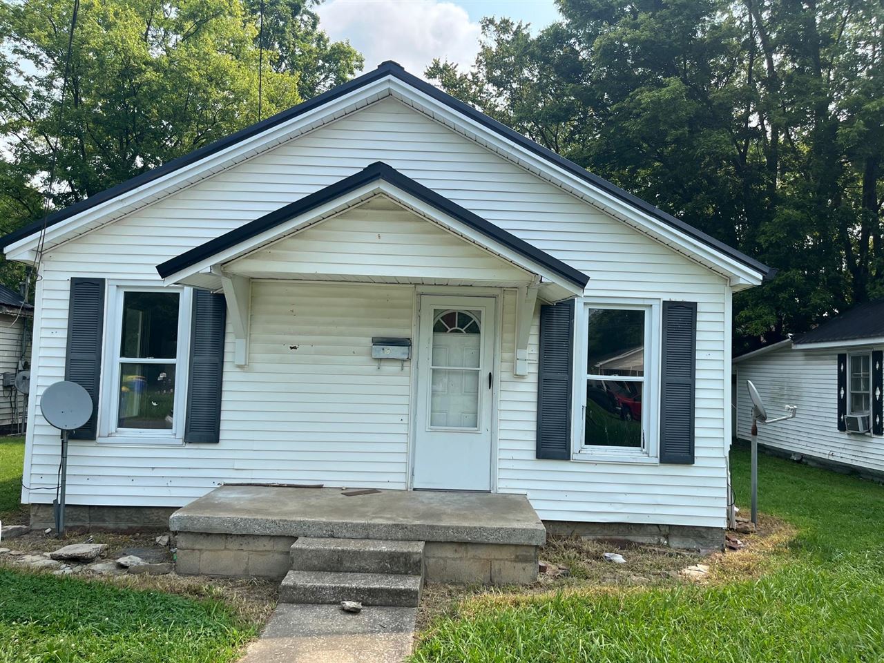 419 S Railroad Street Property Photo 1