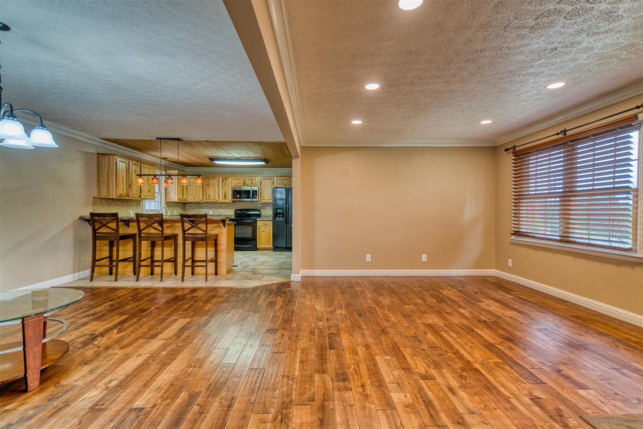 35 Innview Lane Property Photo 5