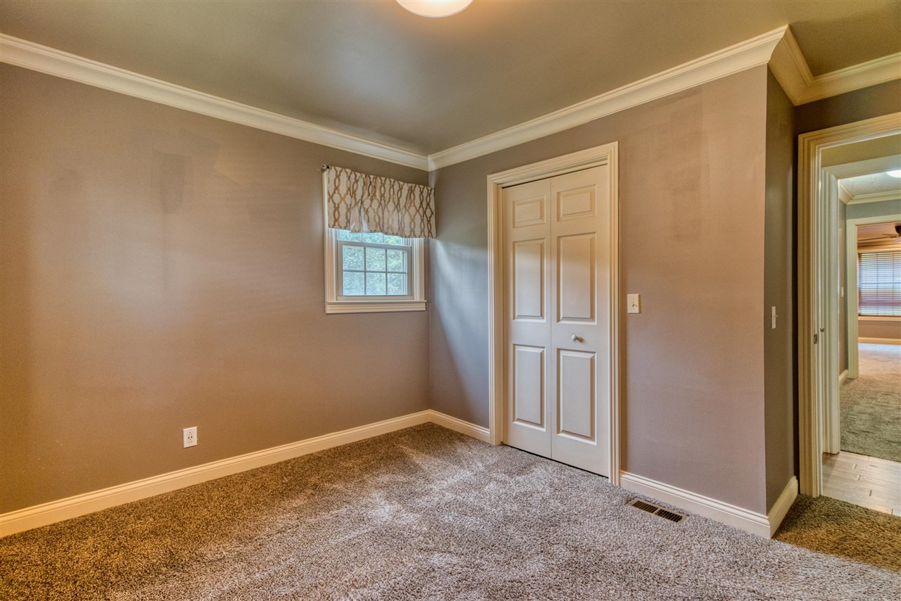 35 Innview Lane Property Photo 22