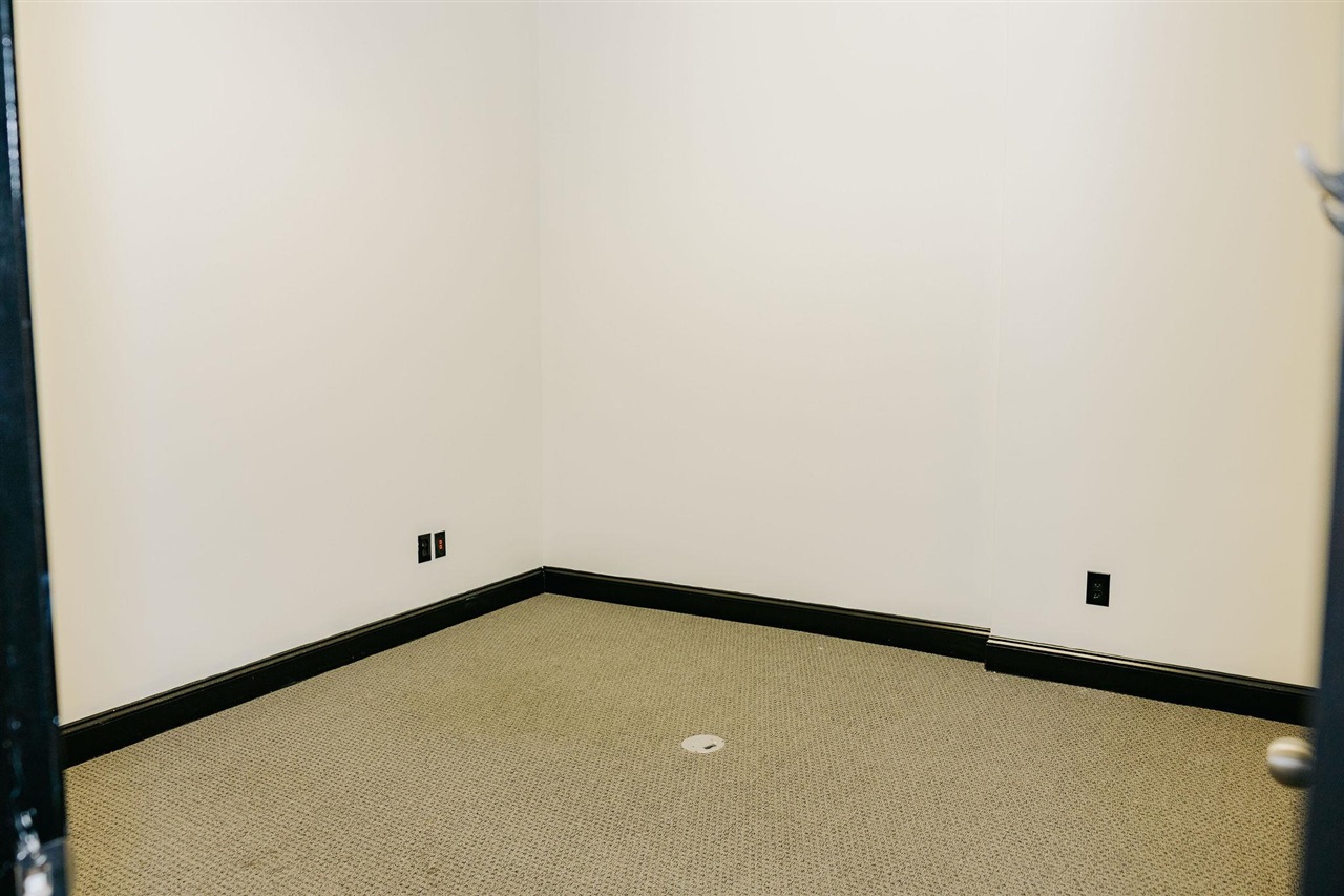 310 E Main Avenue Property Photo 8