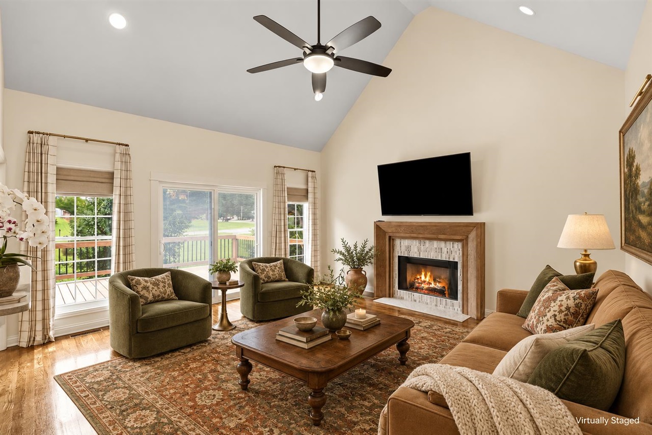 325 Indian Hills Drive Property Photo 1