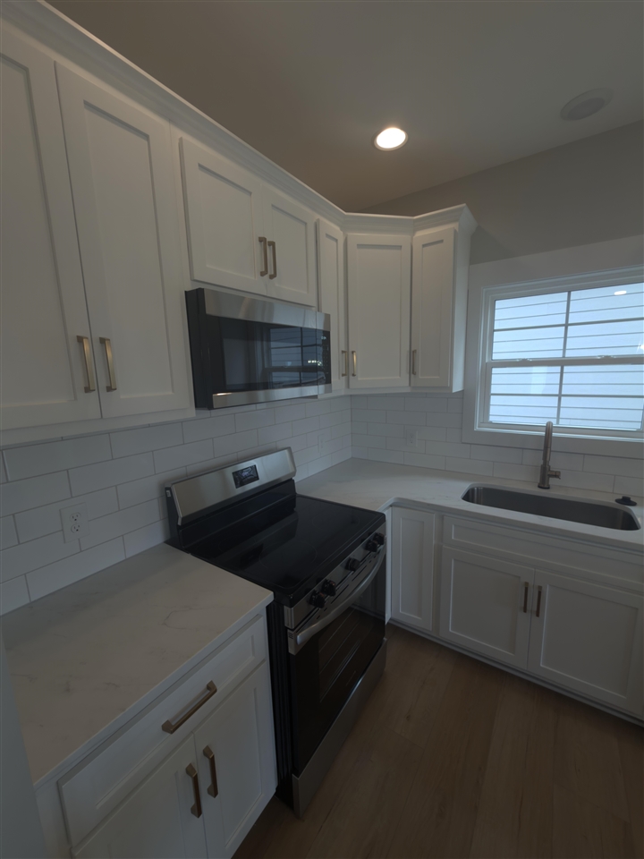 643 Boston Park Drive Property Photo 12