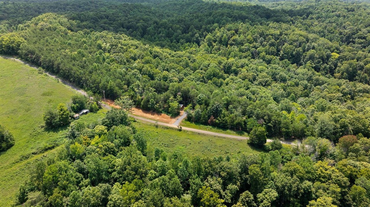 2501 Chestnut Grove Road Property Photo 13