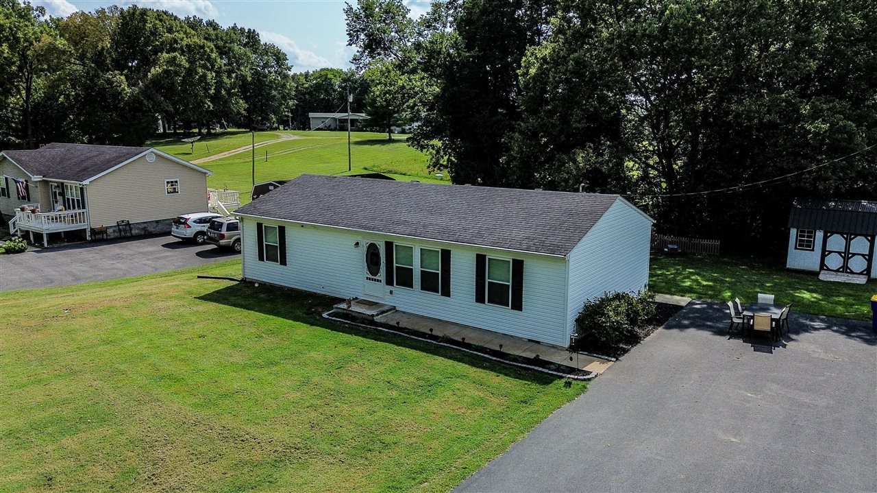 3407 Garrett Hollow Road Property Photo 1