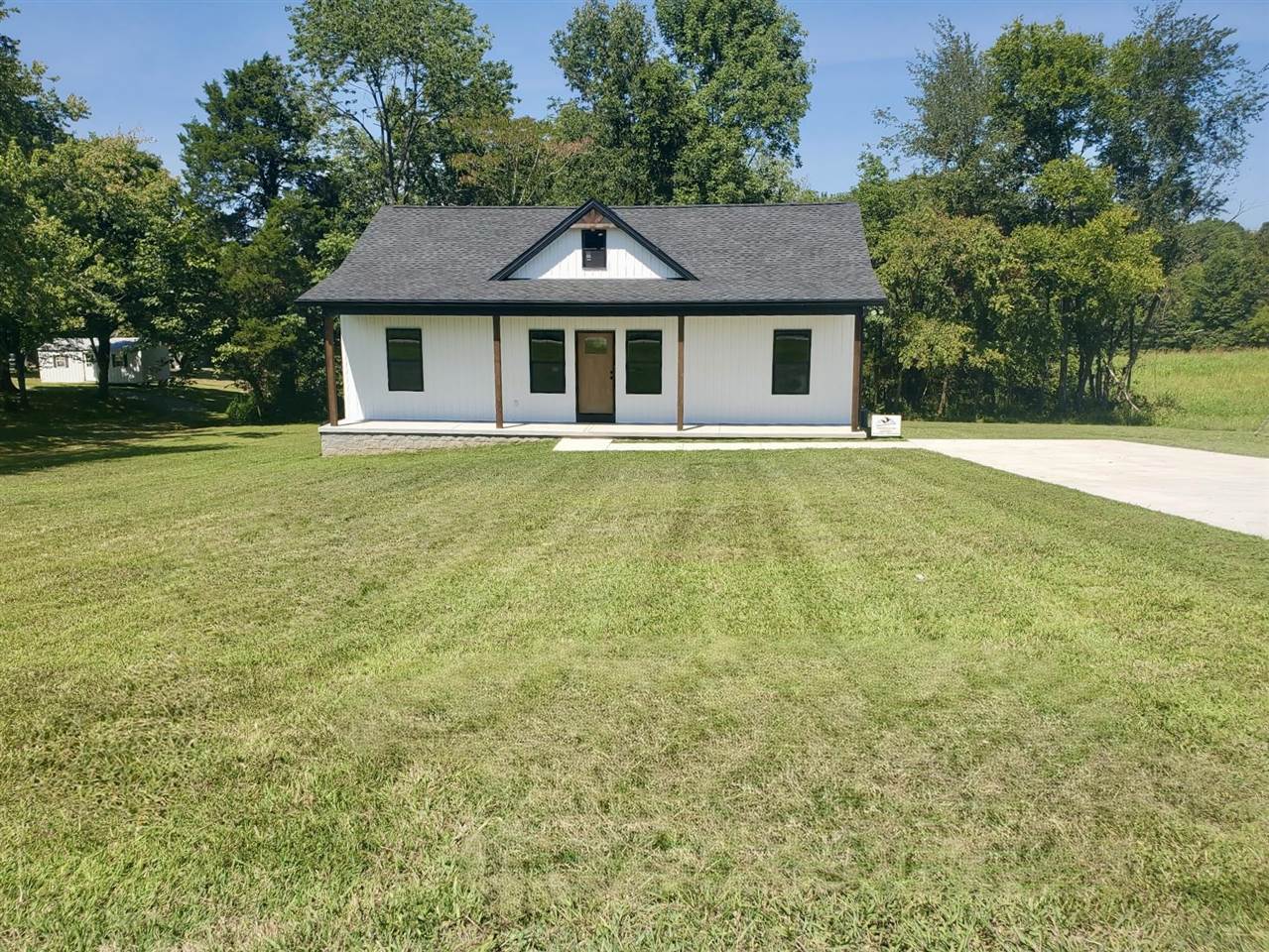 122 Old Franklin Road Property Photo 1