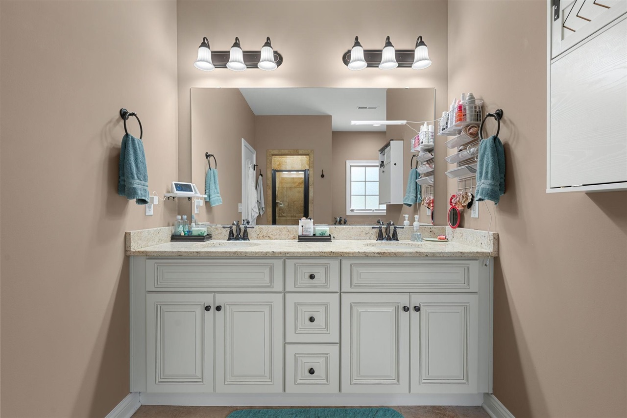 331 Atlantis Court Property Photo 18