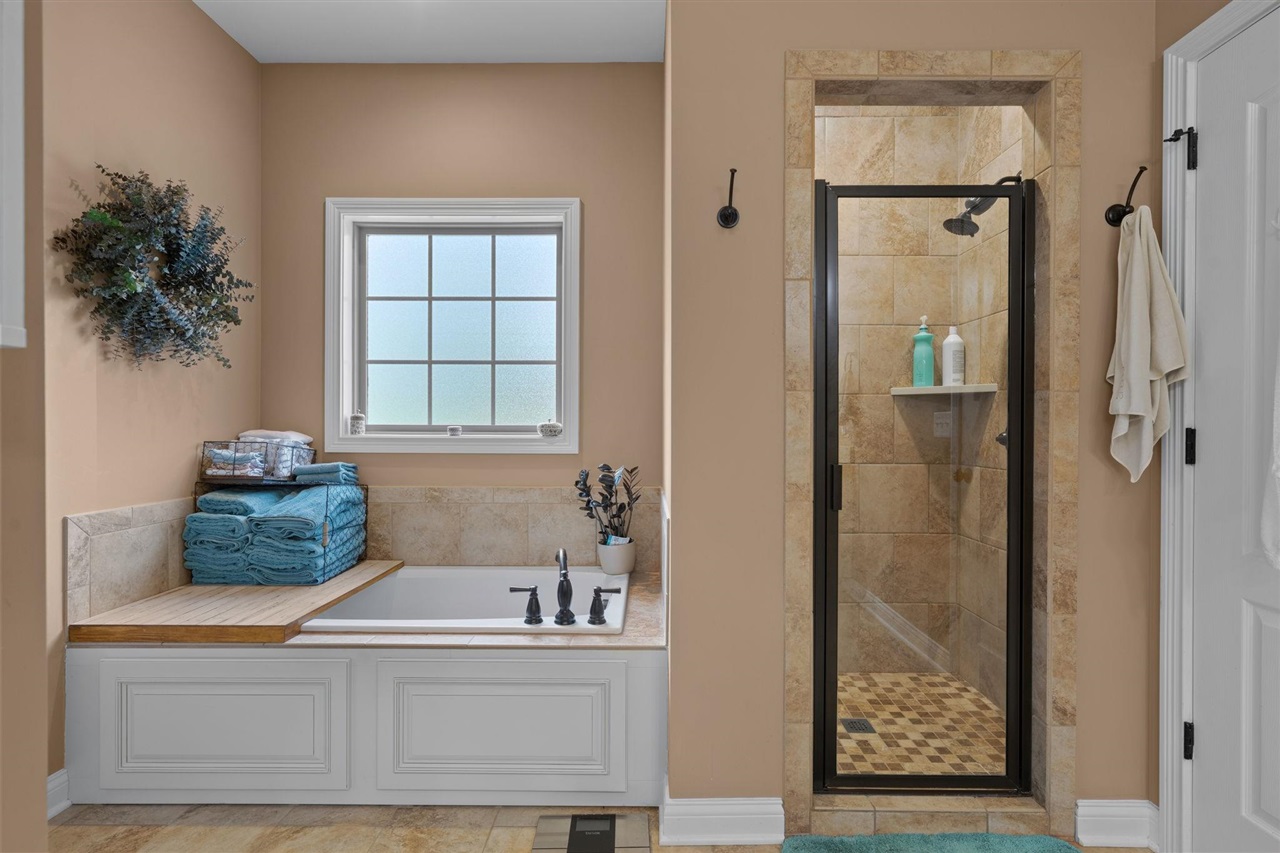 331 Atlantis Court Property Photo 19