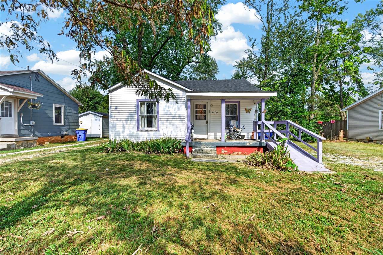 1406 Collegeview Drive Property Photo 1