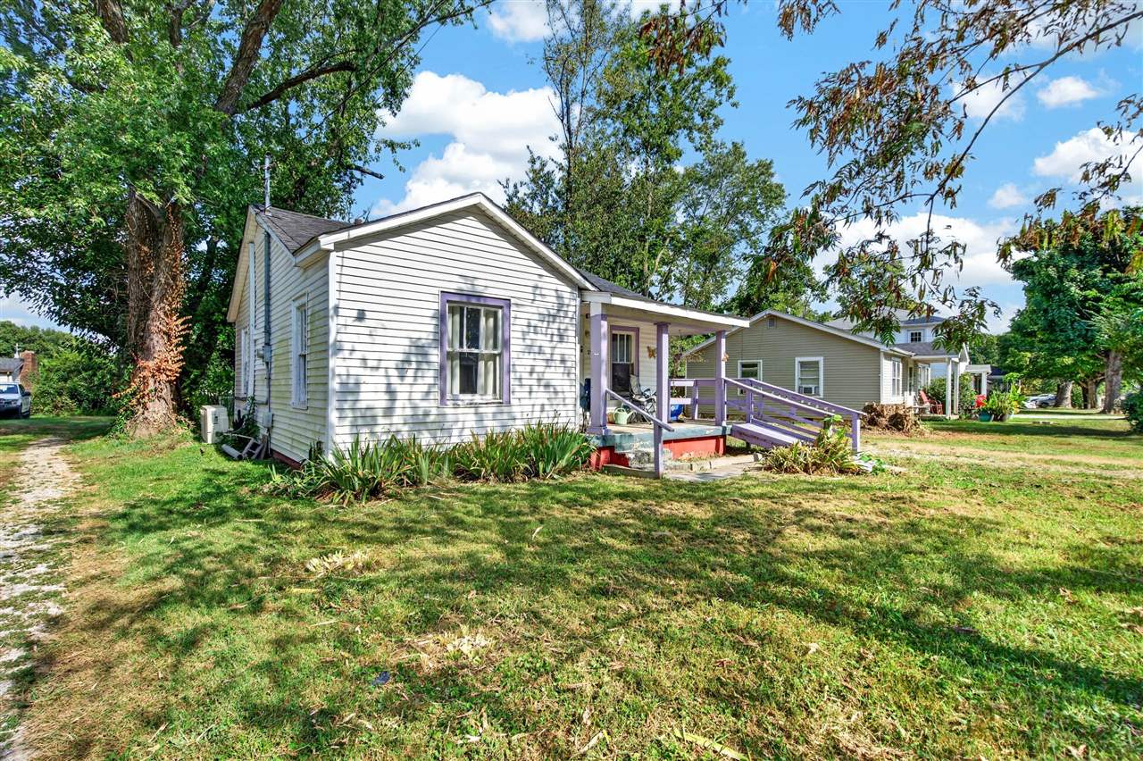 1406 Collegeview Drive Property Photo 3