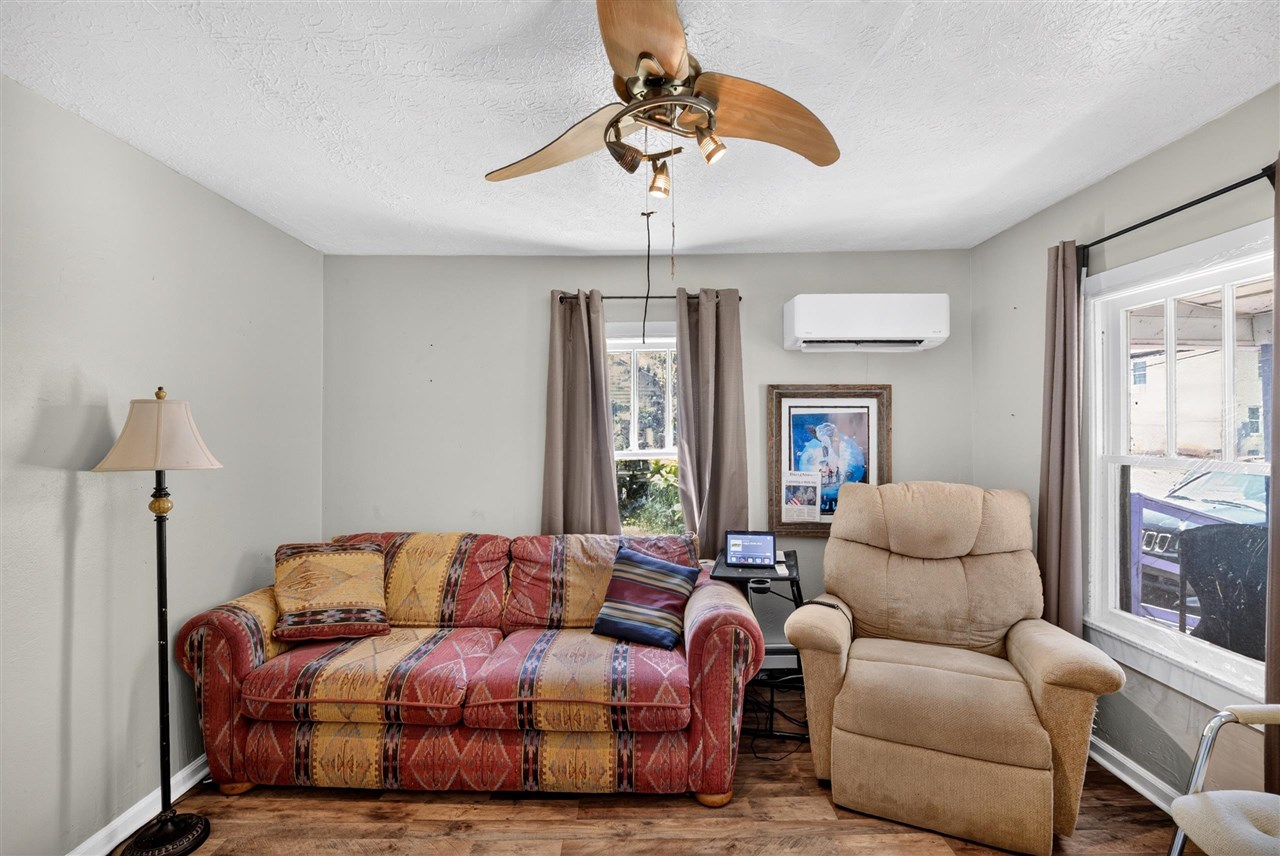 1406 Collegeview Drive Property Photo 5