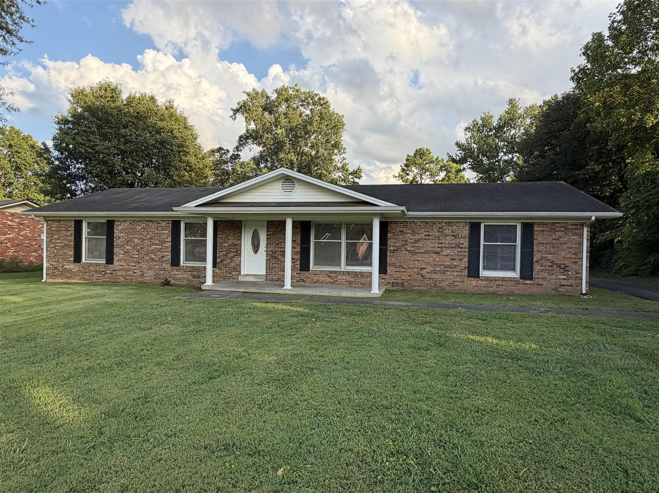 191 Walters Avenue Property Photo 1