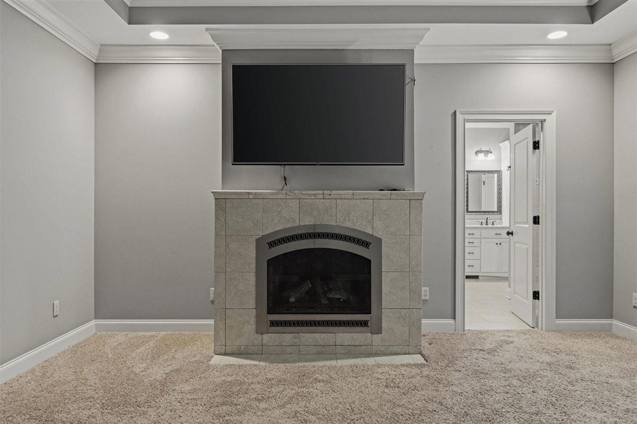 1000 Edgewater Lane Property Photo 24