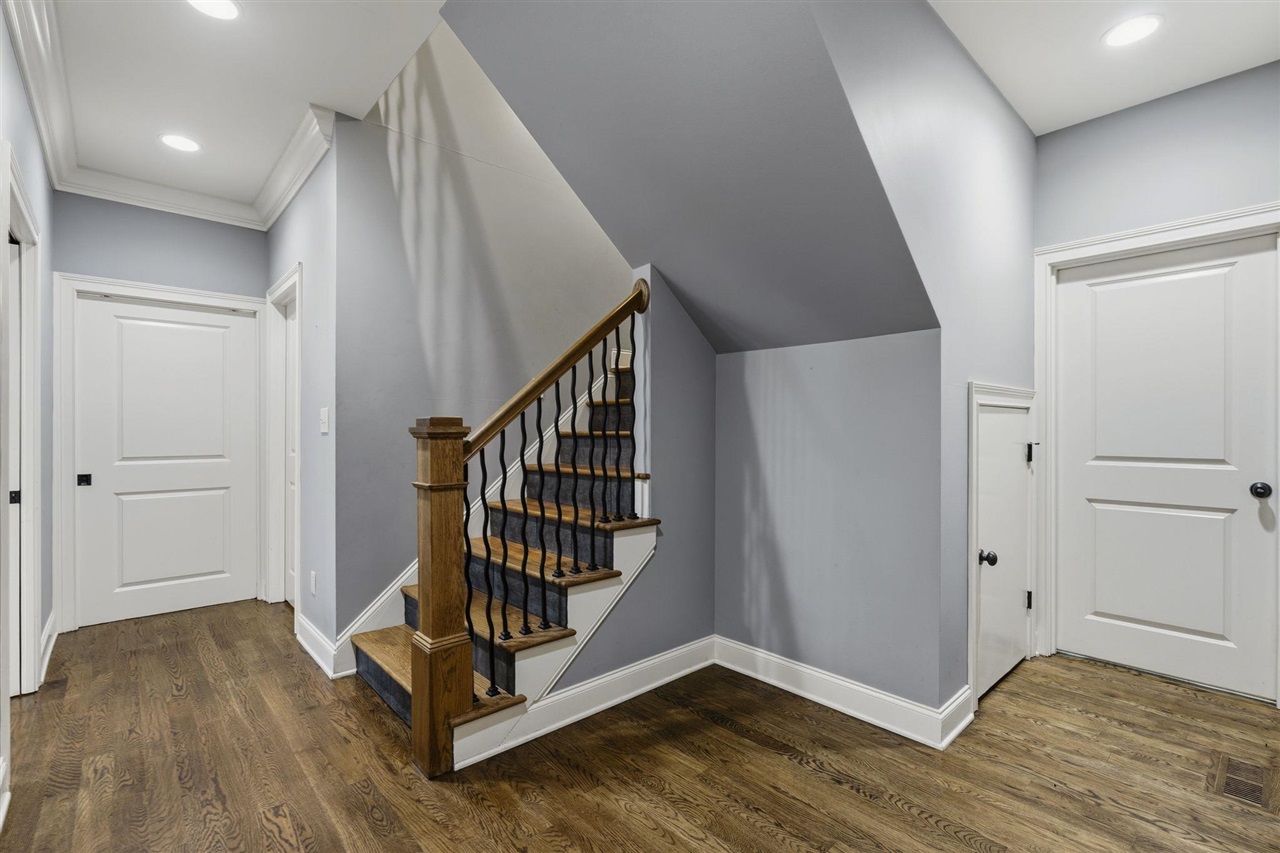 1000 Edgewater Lane Property Photo 39
