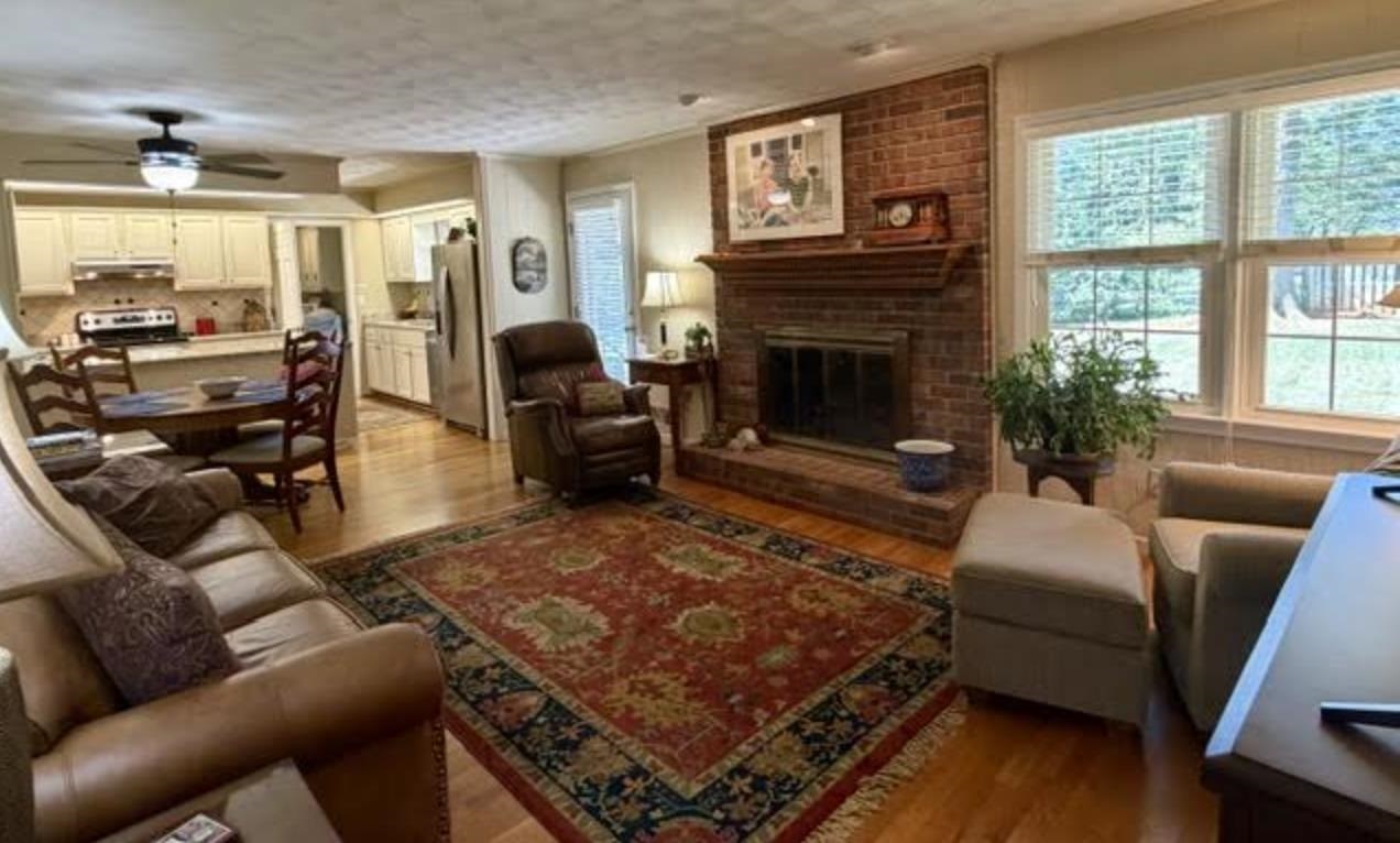 1704 Barnard Way Property Photo 21