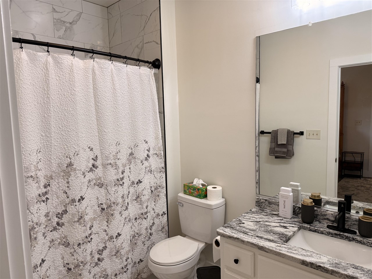 211 Max Hampton Street Property Photo 11
