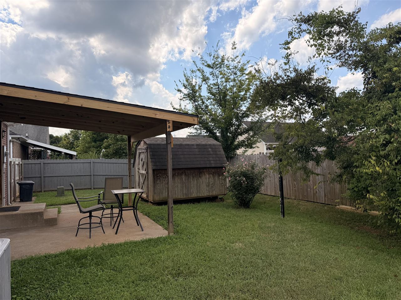 211 Max Hampton Street Property Photo 15