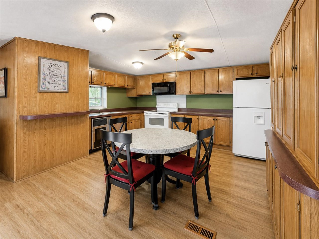 1017 Ambassador Shores Drive Property Photo 13