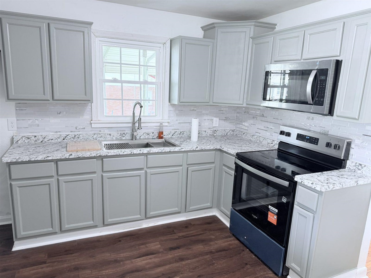 1500 Virginia Drive Property Photo 4