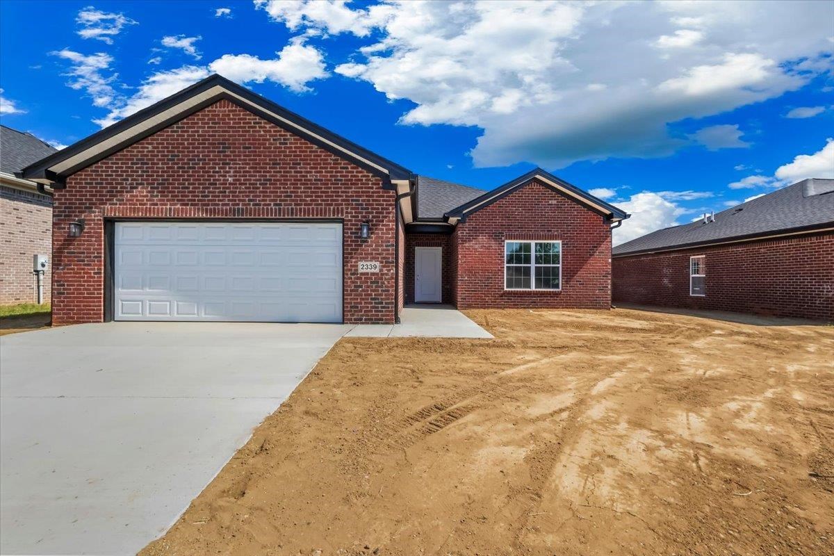 2339 Trenton Lane Property Photo 1