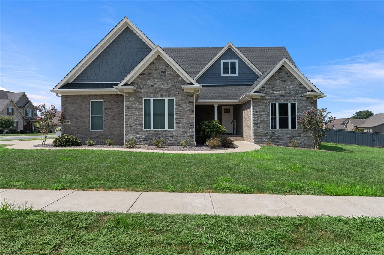 8682 Pebblestone Lane Property Photo 1