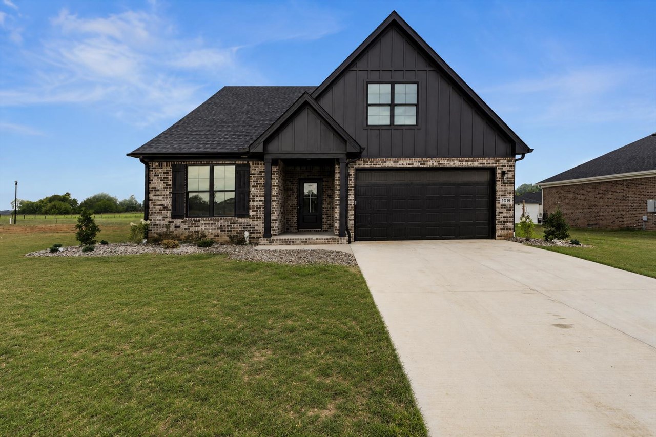 1015 River Birch Lane Property Photo 1
