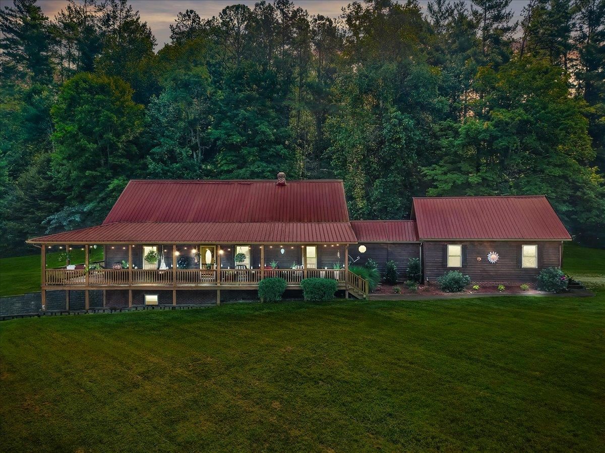 579 Spoon Branch Road Property Photo 1