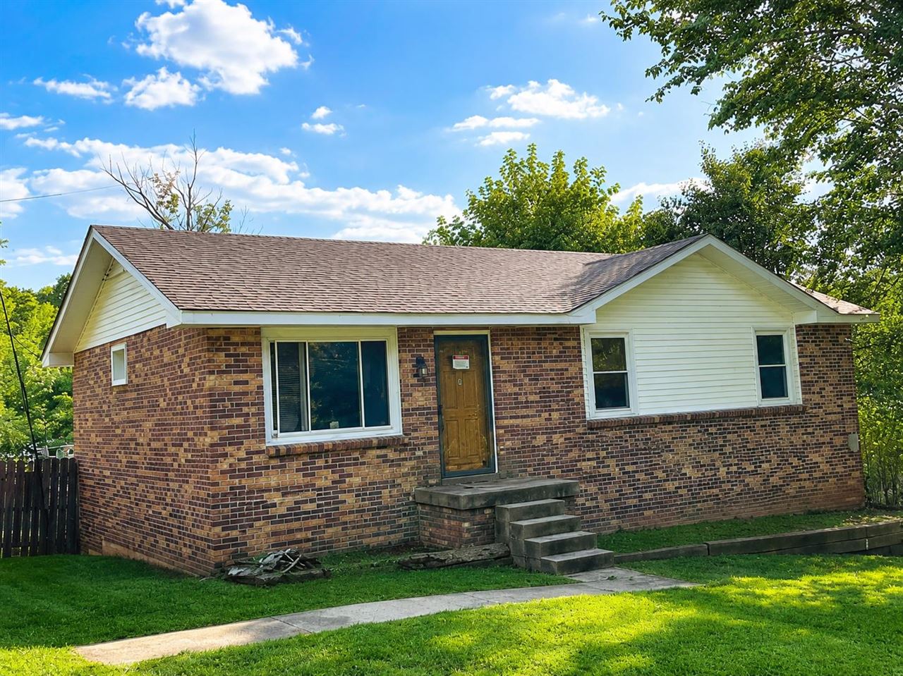 729 Franklin Road Property Photo 1