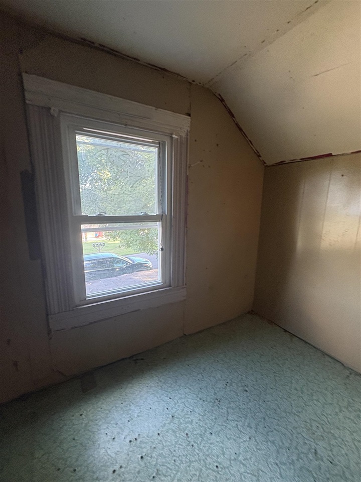 110 Hart Avenue Property Photo 10