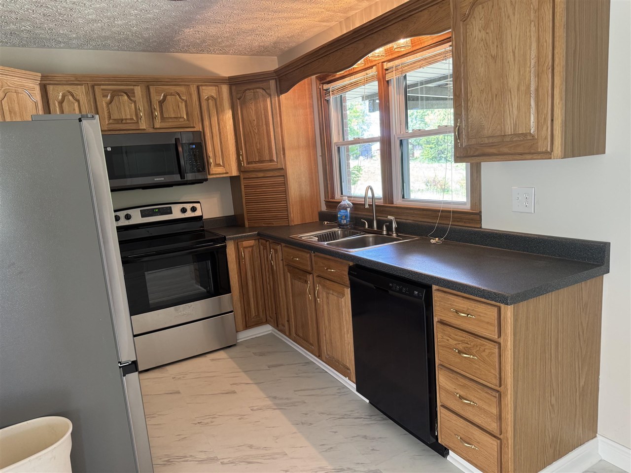 401 Tutt Street Property Photo 12