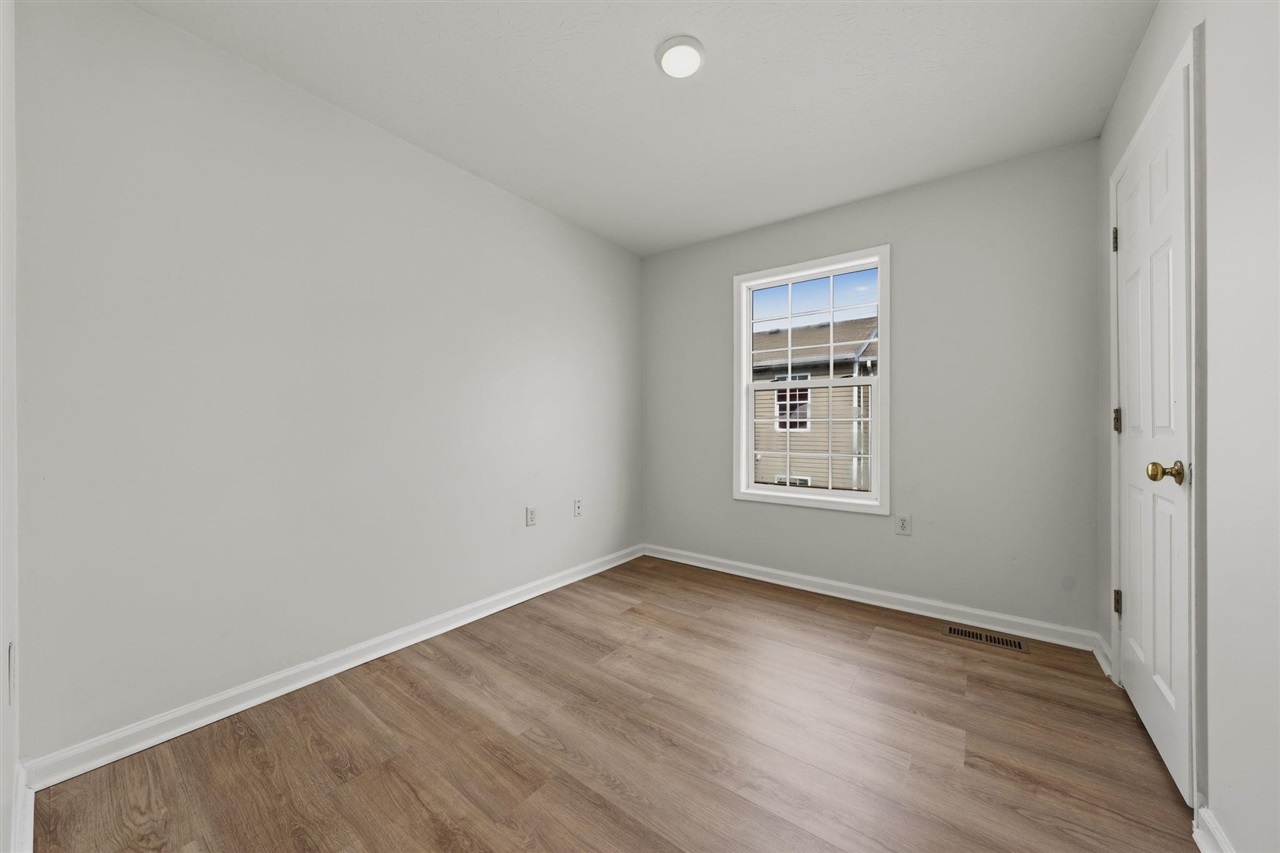 1225 N Lee Drive Property Photo 13