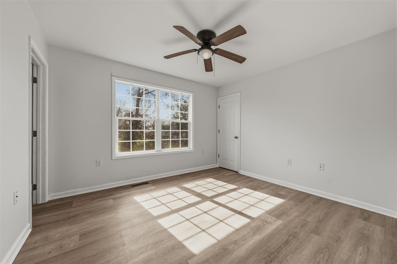 1225 N Lee Drive Property Photo 14