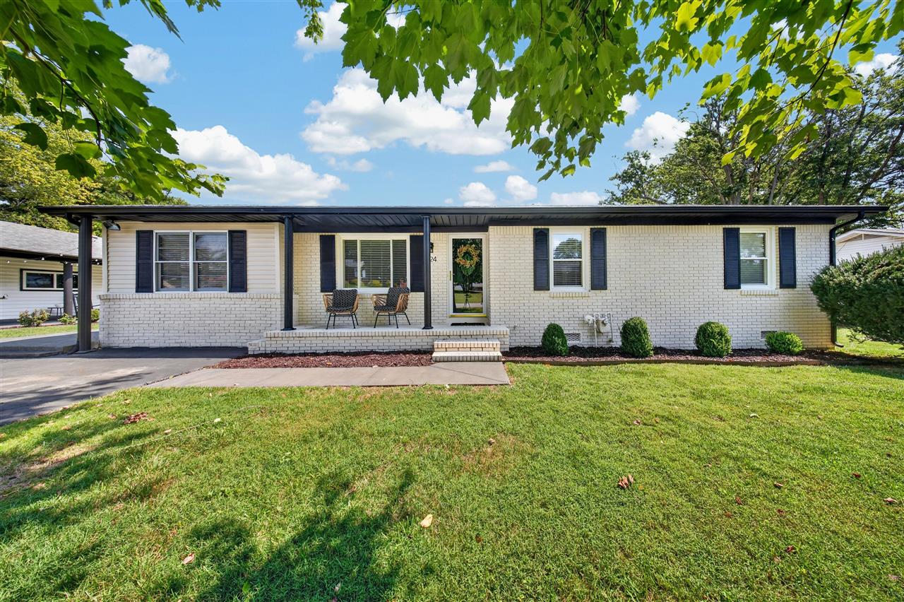 124 Circle Drive Property Photo 1