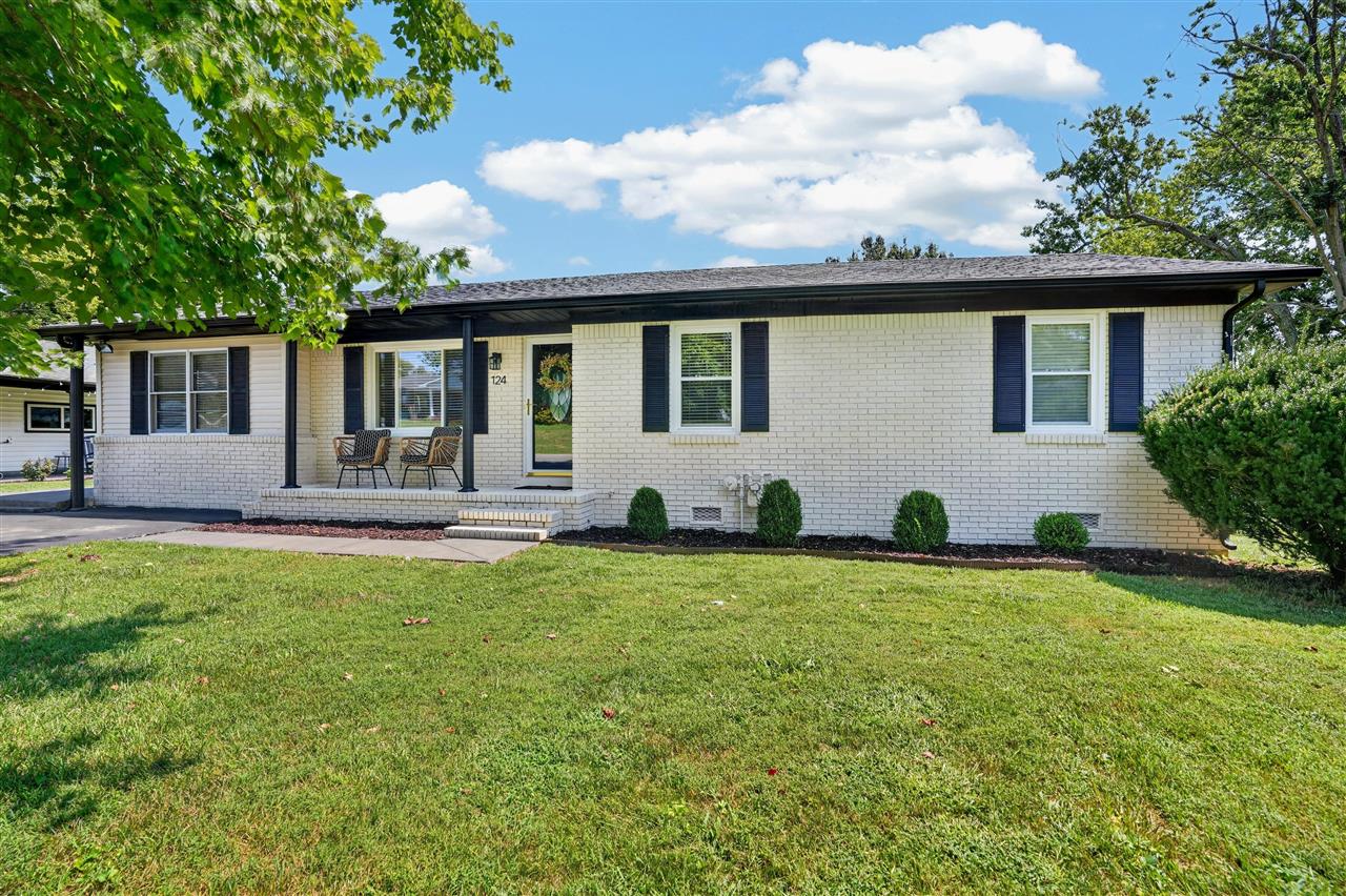 124 Circle Drive Property Photo 2