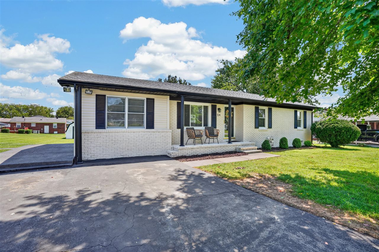 124 Circle Drive Property Photo 3