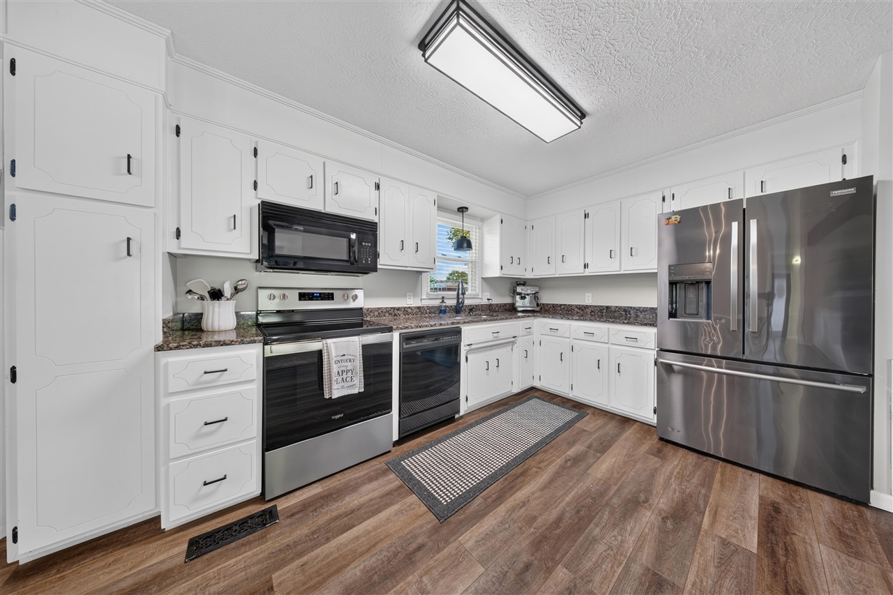 124 Circle Drive Property Photo 14