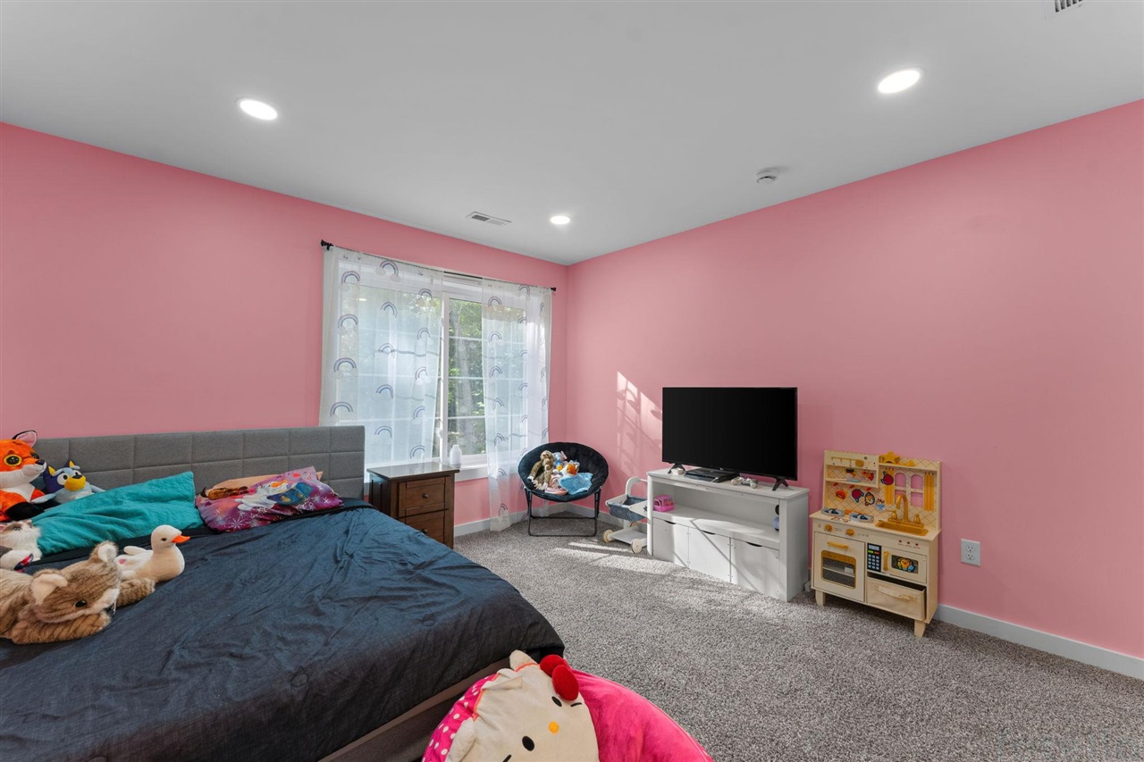 1730 Greenbrier Rd Property Photo 26