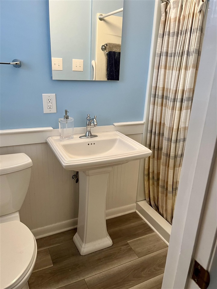 511 Bloomfield Drive Property Photo 9