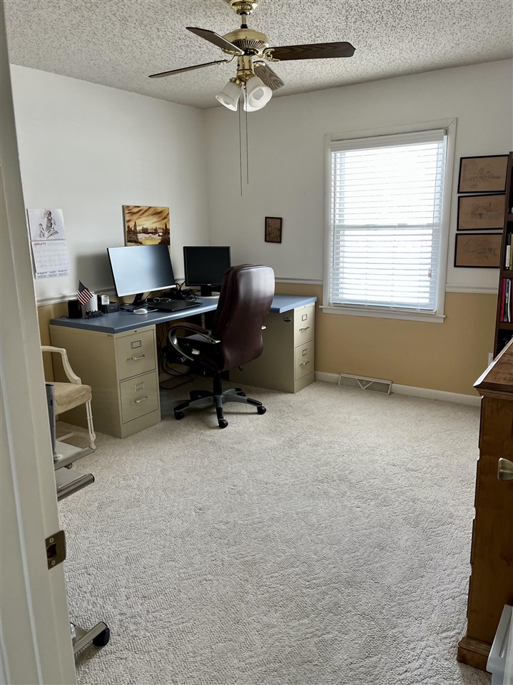 511 Bloomfield Drive Property Photo 11