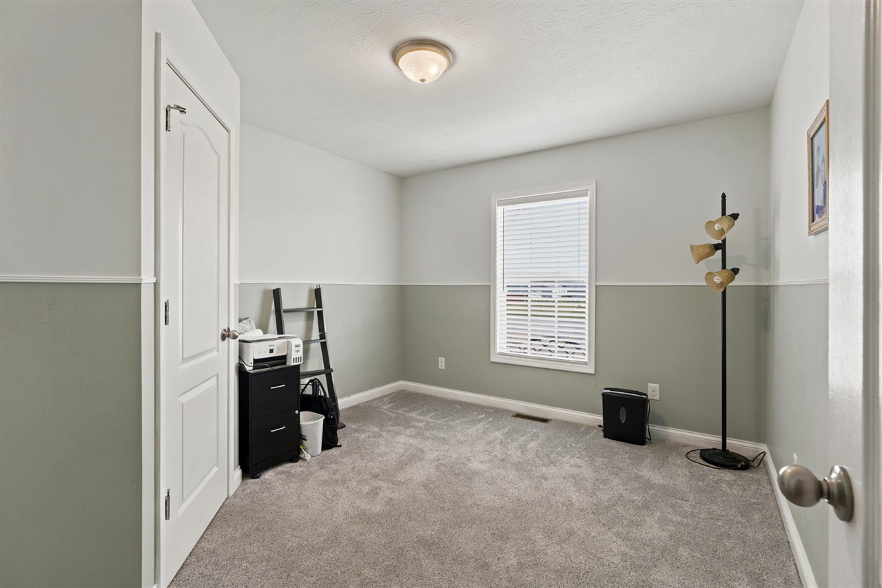 1473 Calgary Way Property Photo 15