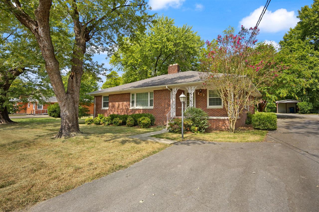 103 Grinstead Court Property Photo 1