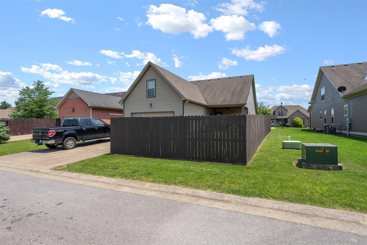 1385 Ivan Downs Boulevard Property Photo 28