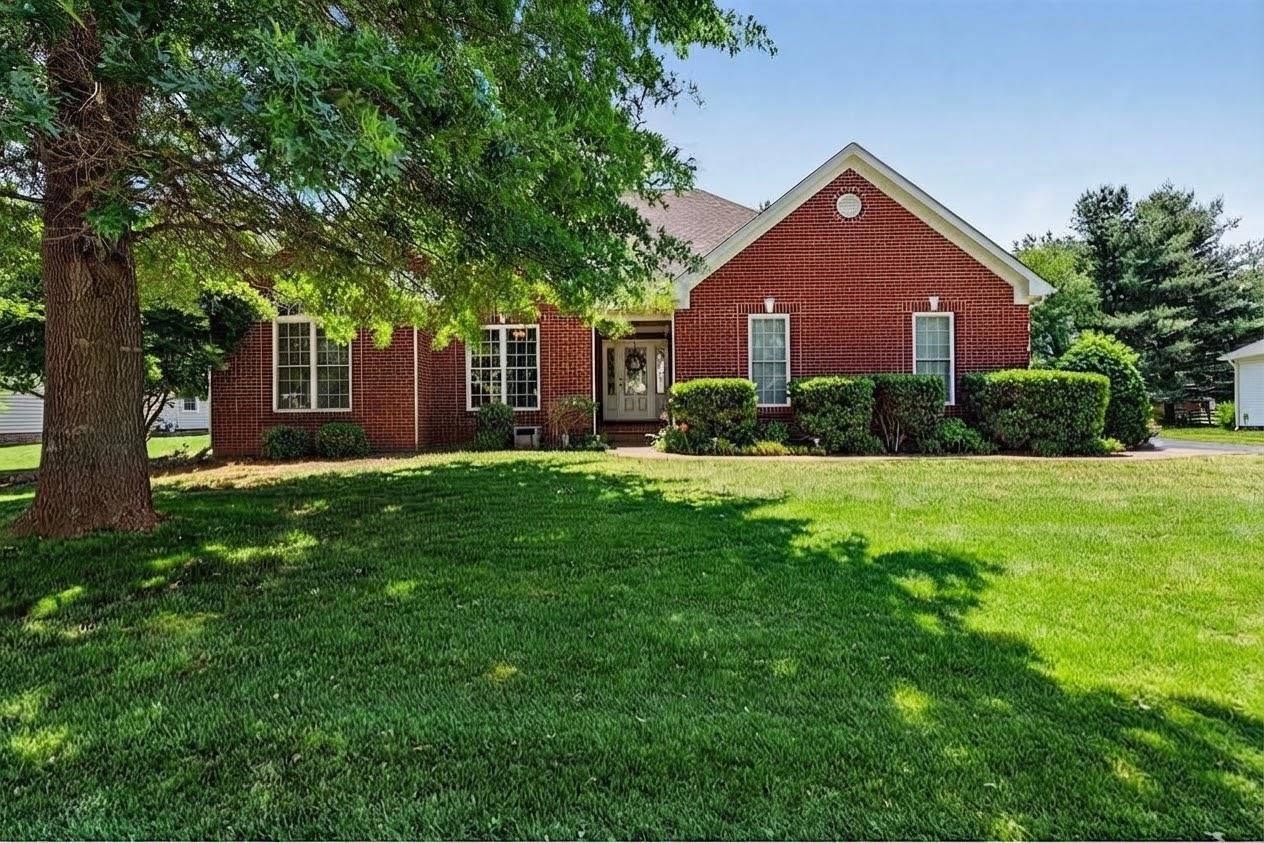 829 Divot Circle Property Photo 1