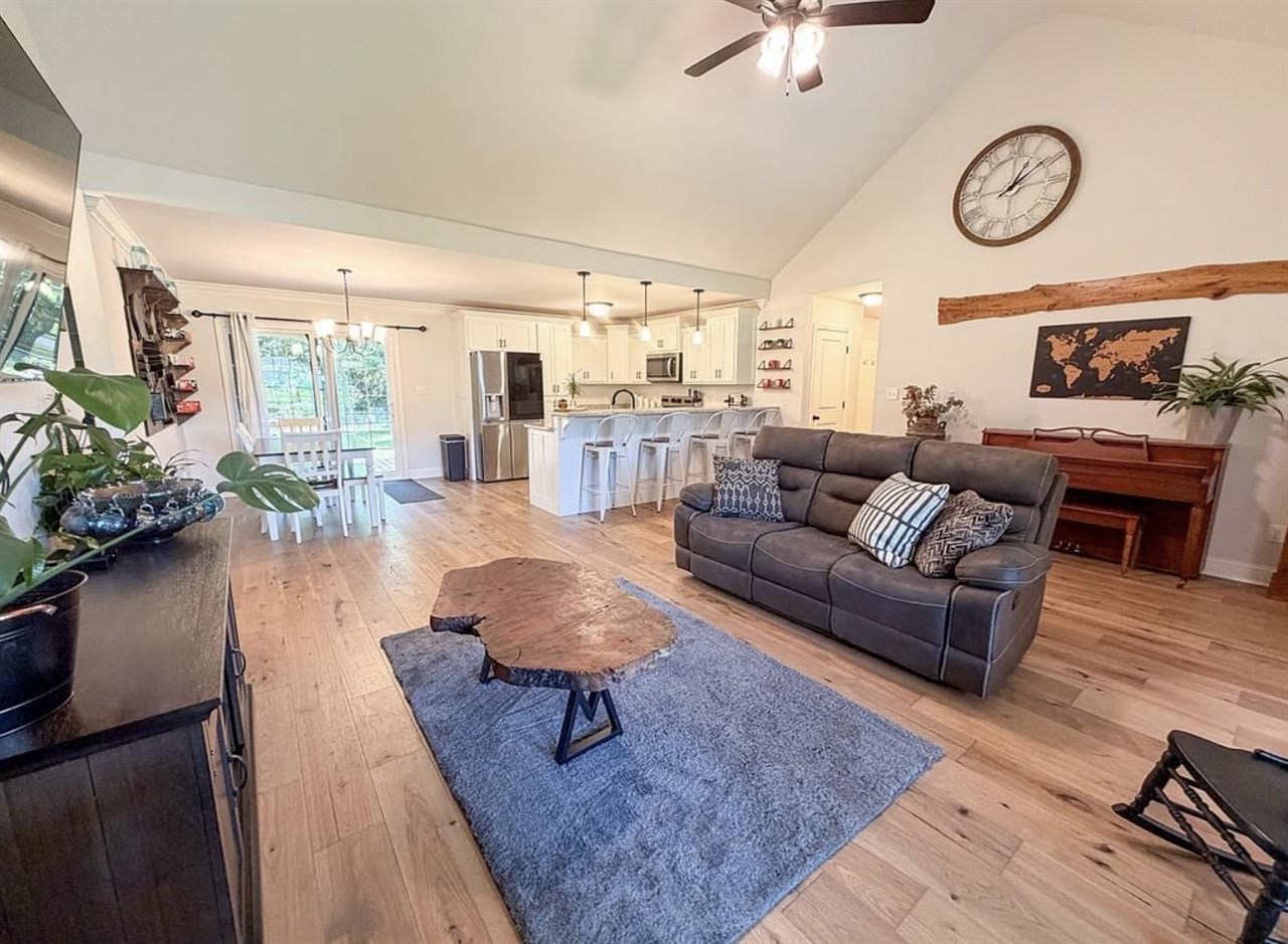4170 Blue Level Road Property Photo 3