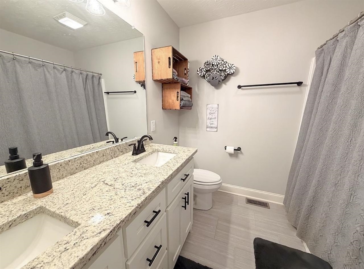 4170 Blue Level Road Property Photo 10