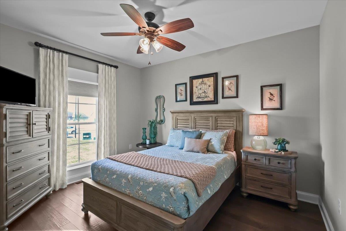 483 Leonatus Court Property Photo 29