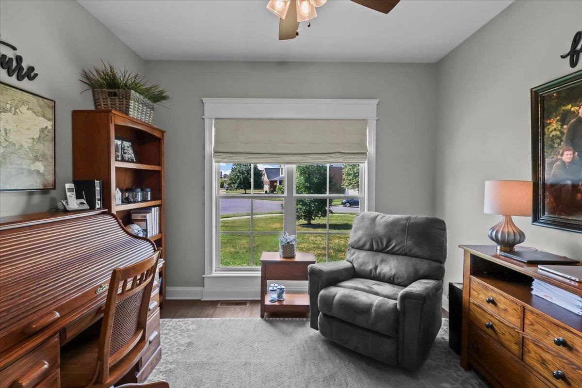 483 Leonatus Court Property Photo 32