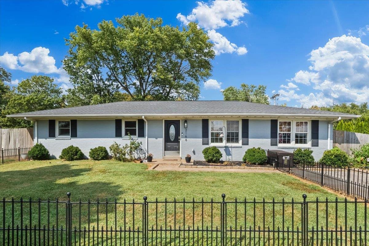 2166 Porter Pike Property Photo 1