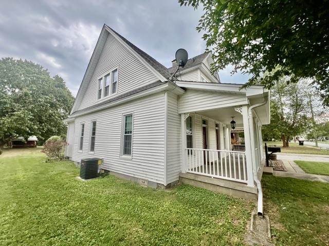 310 College Street Property Photo 3