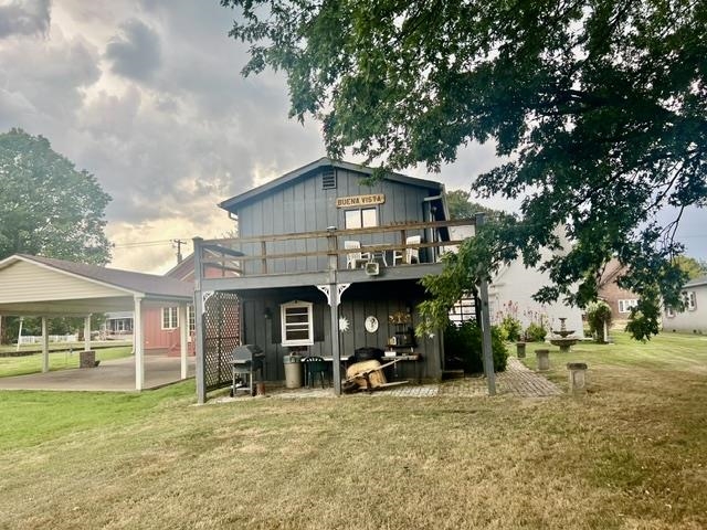 310 College Street Property Photo 8